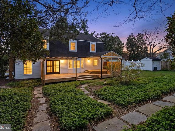 4th image of 1002 Kimberwicke Rd