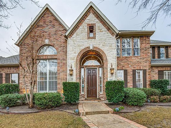 3rd image of 5928 Burkett Dr