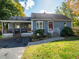 416 S Main St, Sharon, MA 02067