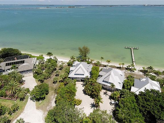 2nd image of 297 Ferry Landing Dr