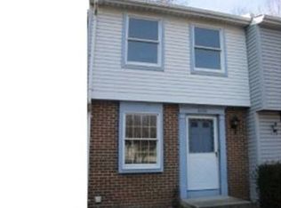 8090 Grandview Ct, Springfield, VA 22153