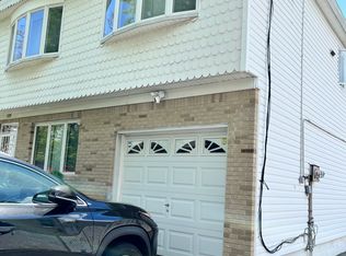434 Edgegrove Ave, Staten Island, NY 10312