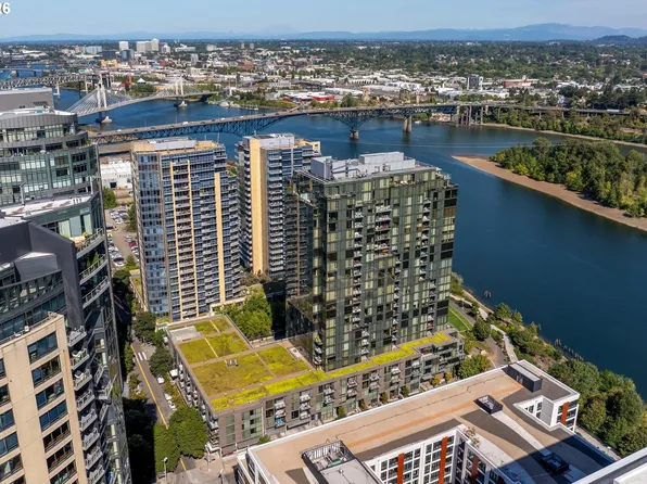 841 SW Gaines St Unit 714, Portland, OR 97239