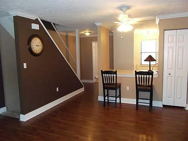 174 Woodhaven Dr — Photo 5