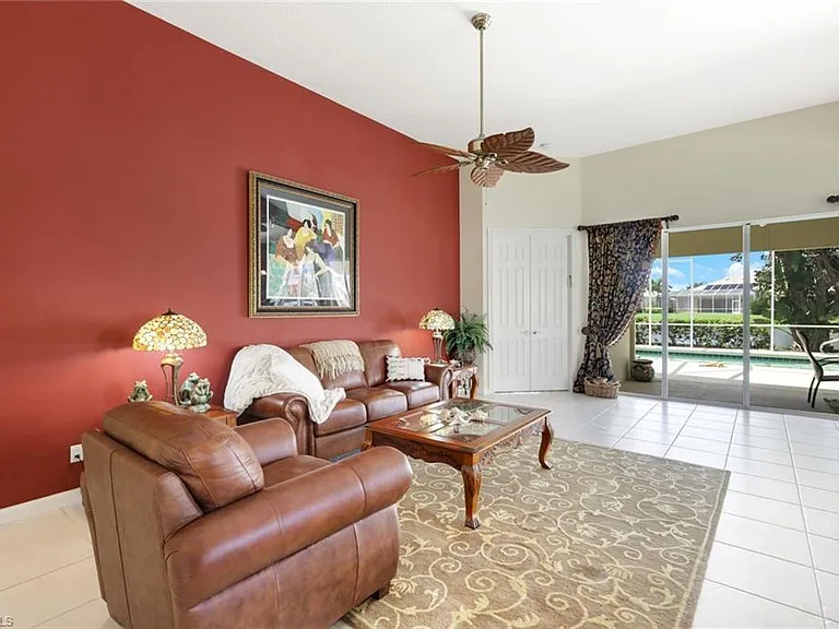 5848 Ferrara Dr — Photo 7