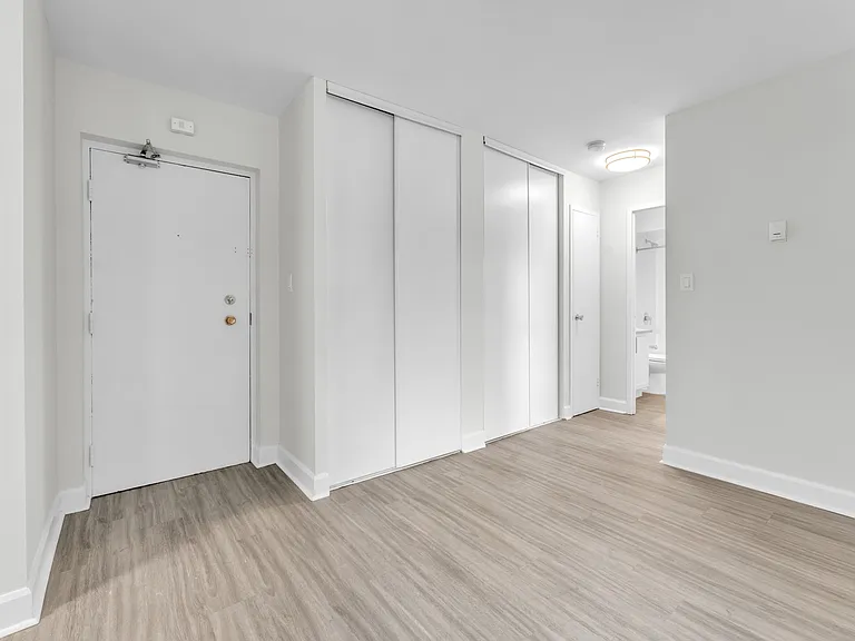480 Canatara Ct — Photo 8