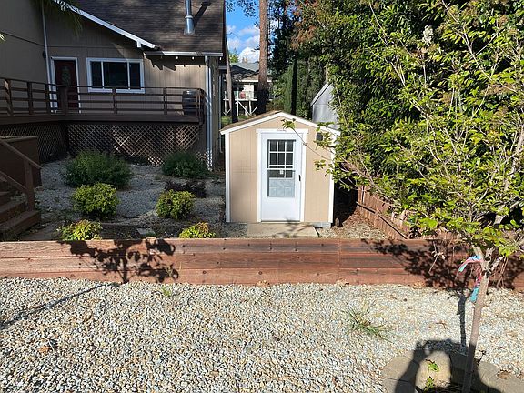 3rd image of 14196 Decatur Dr