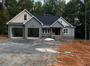 403 E Brookwood Ave, Liberty, NC 27298