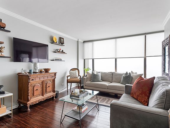 3rd image of 5455 N Sheridan Rd APT 3105