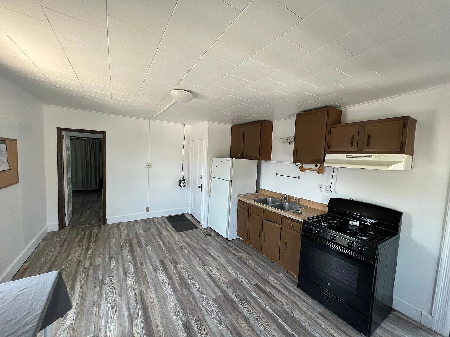 234 Grand Ave — Photo 2