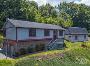 5 Sourwood Ridge Rd, Black Mountain, NC 28711