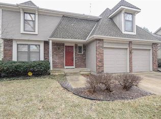 15305 W 88th Ter, Lenexa, KS 66219