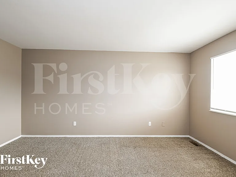 12880 High Crest St — Photo 9
