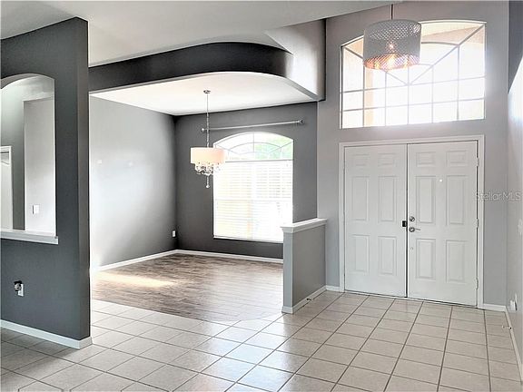 5th image of 7512 Regents Garden Way