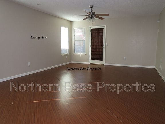 3rd image of 3233 Bell Point Dr