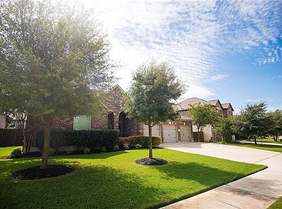 4th image of 313 Lake Livingston Dr