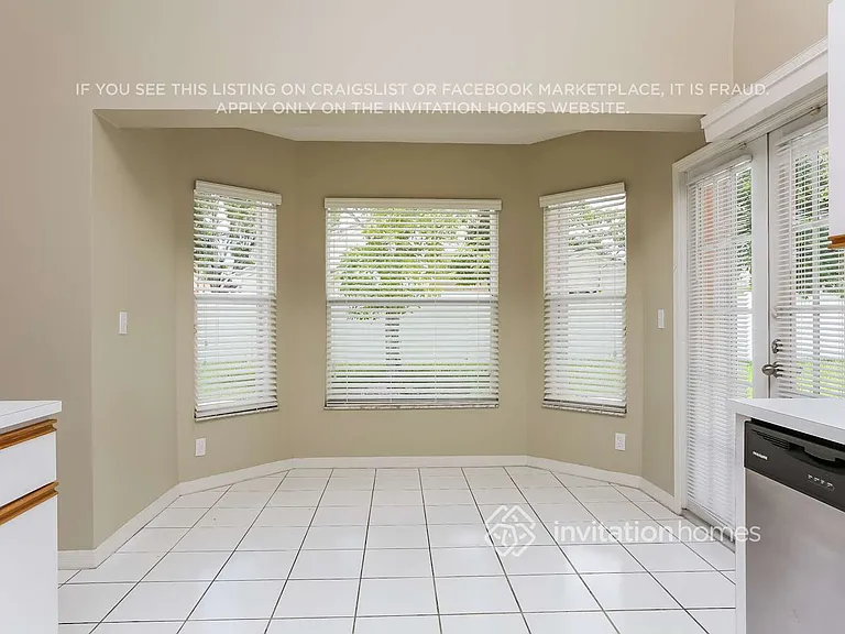 576 NW 48th Ave — Photo 8