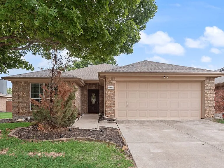 9909 Coolidge Dr — Photo 2