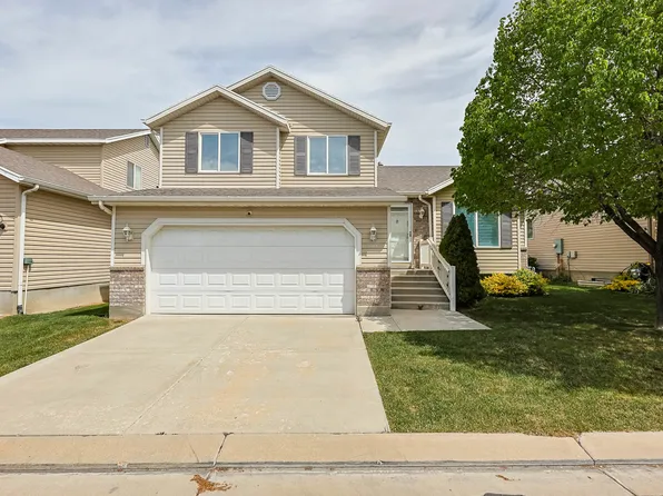 156 Crystal Bay Dr, Tooele, UT 84074