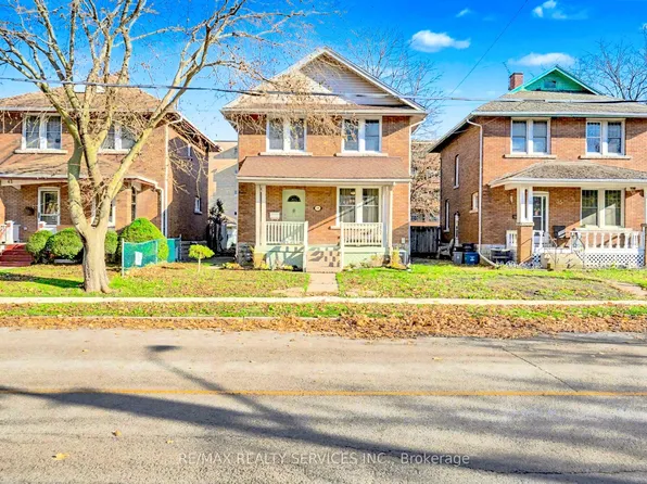 39 Fielden Ave, Pt Colborne, ON L3K 4S8