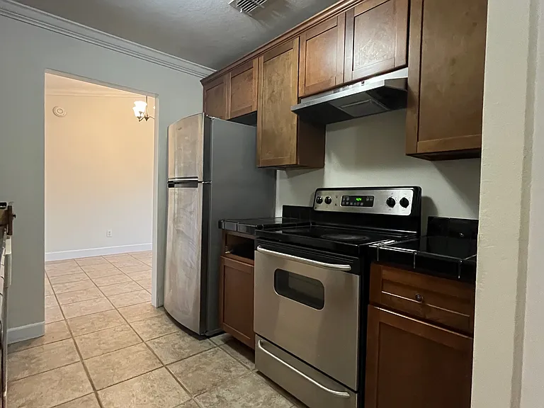 3222 Hammersmith Rd — Photo 8