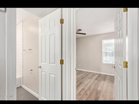 4th image of 4763 E Moreland St
