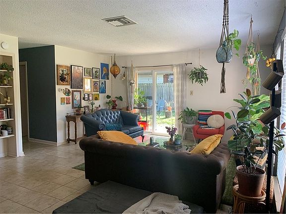 4th image of 8431 Jamestown Dr #A