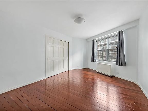4th image of 12510 Queens Blvd APT 812