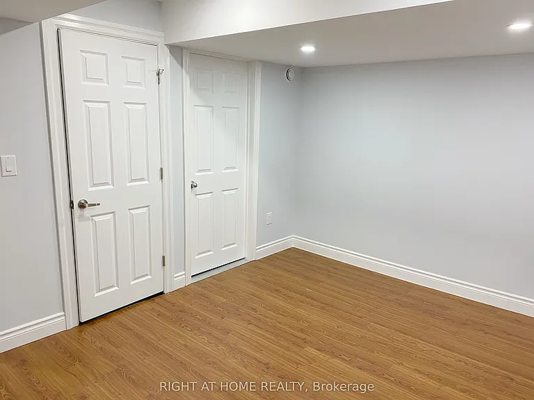 3631 Molly Ave — Photo 6