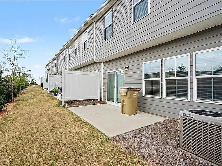 136 Salt Lake Ln — Photo 26
