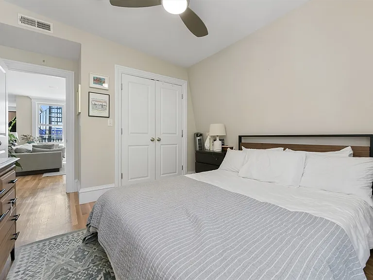 27-29 Telegraph St #6 — Photo 10