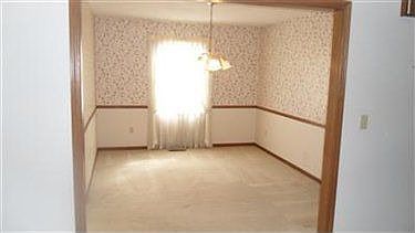 5th image of 7062 West Blvd