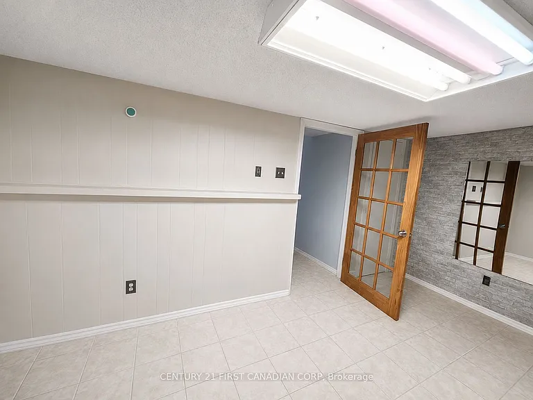 40 Fairfax Ct #17 — Photo 18