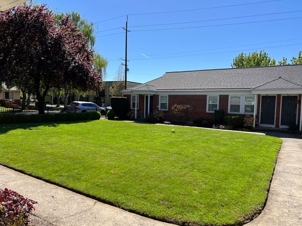 1505 NE 64th Ave APT 7