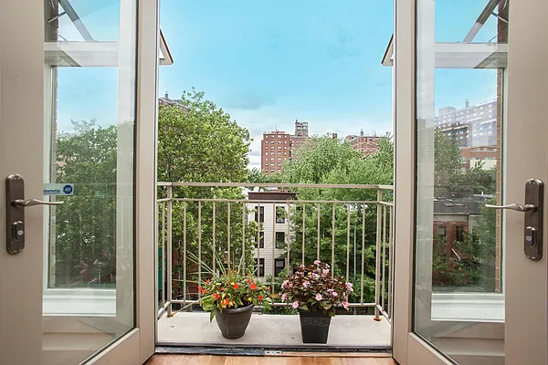 Sold by Keller Williams NYC | media 21