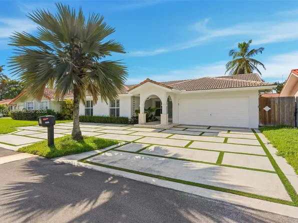 5976 SW 88th Pl, Miami, FL 33173