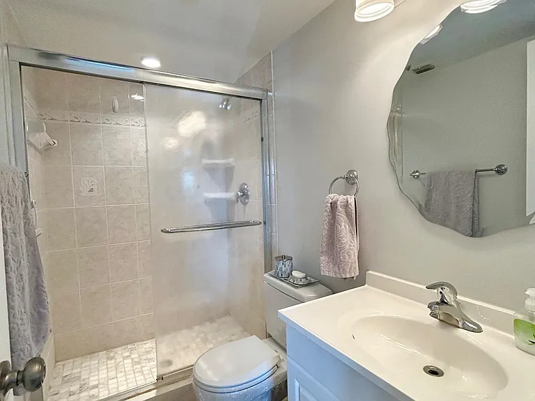 443 Pine Glen Ln #B-2 — Photo 16