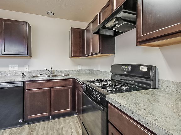 5th image of 24438 Dolce Marina Ct