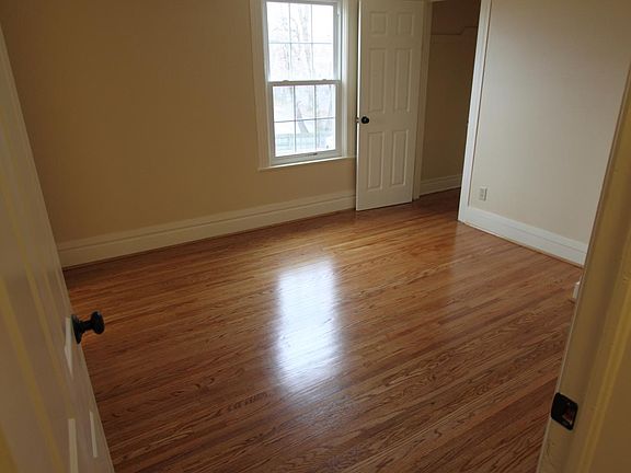 5th image of 22 Lafayette Blvd