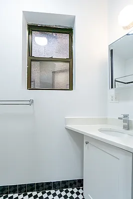 Rented by Compass | media 19