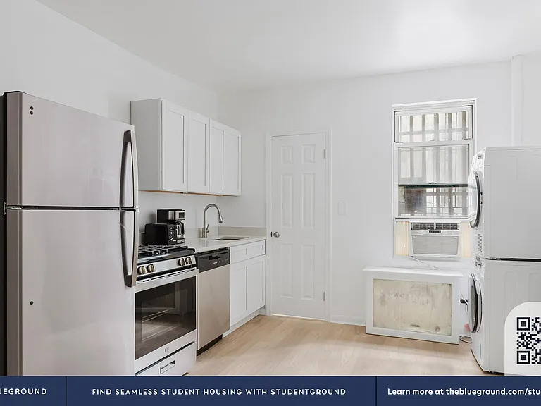 327 E 10th St #B — Photo 6