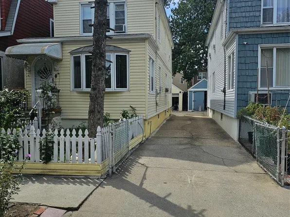 1629 Haight Avenue, Bronx, NY 10461