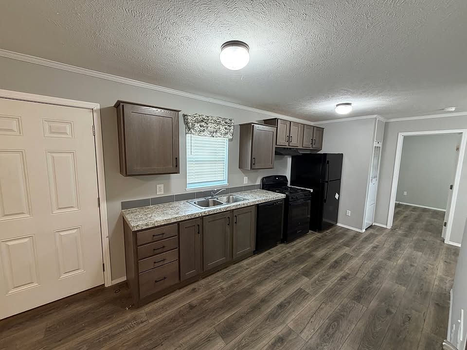 1st image of 510 N Range St #15