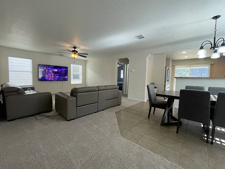 3738 Gallery Wls — Photo 85