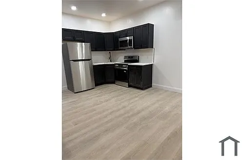 36 S Redfield St #B Photo 1