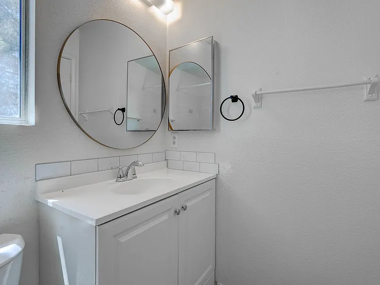 5519 Myron Cir — Photo 25