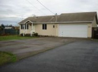 290 51st St, Springfield, OR 97478