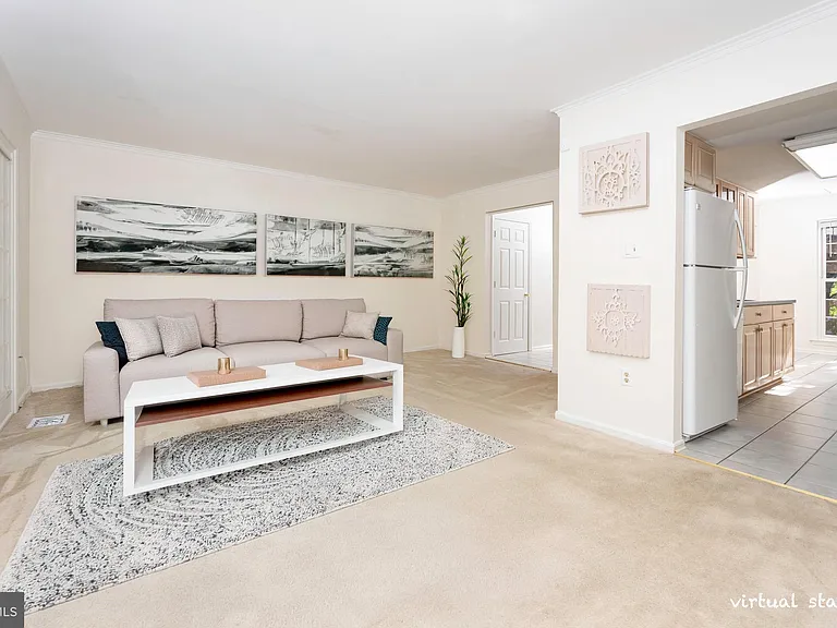 6705 Surreywood Ln — Photo 6