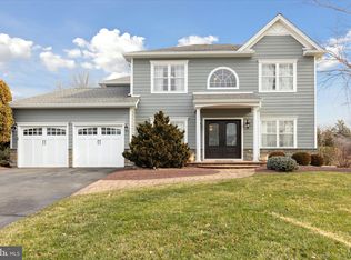 3205 Riding Ct, Chalfont, PA 18914