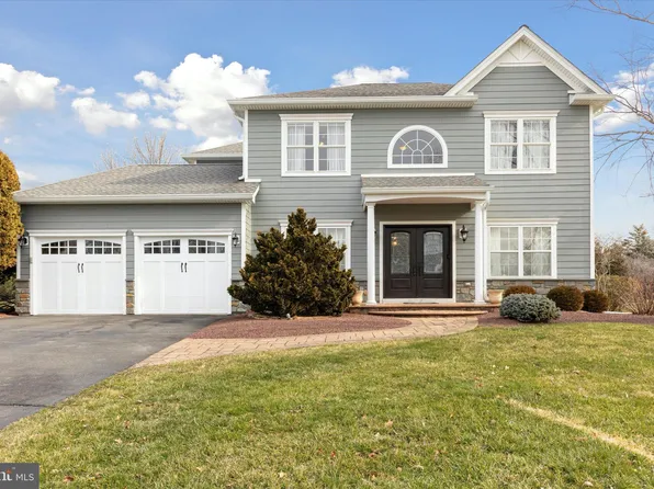 3205 Riding Ct, Chalfont, PA 18914